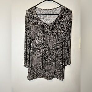 Women’s long sleeve cheetah print top size large